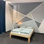 Kr Rest * Kraków